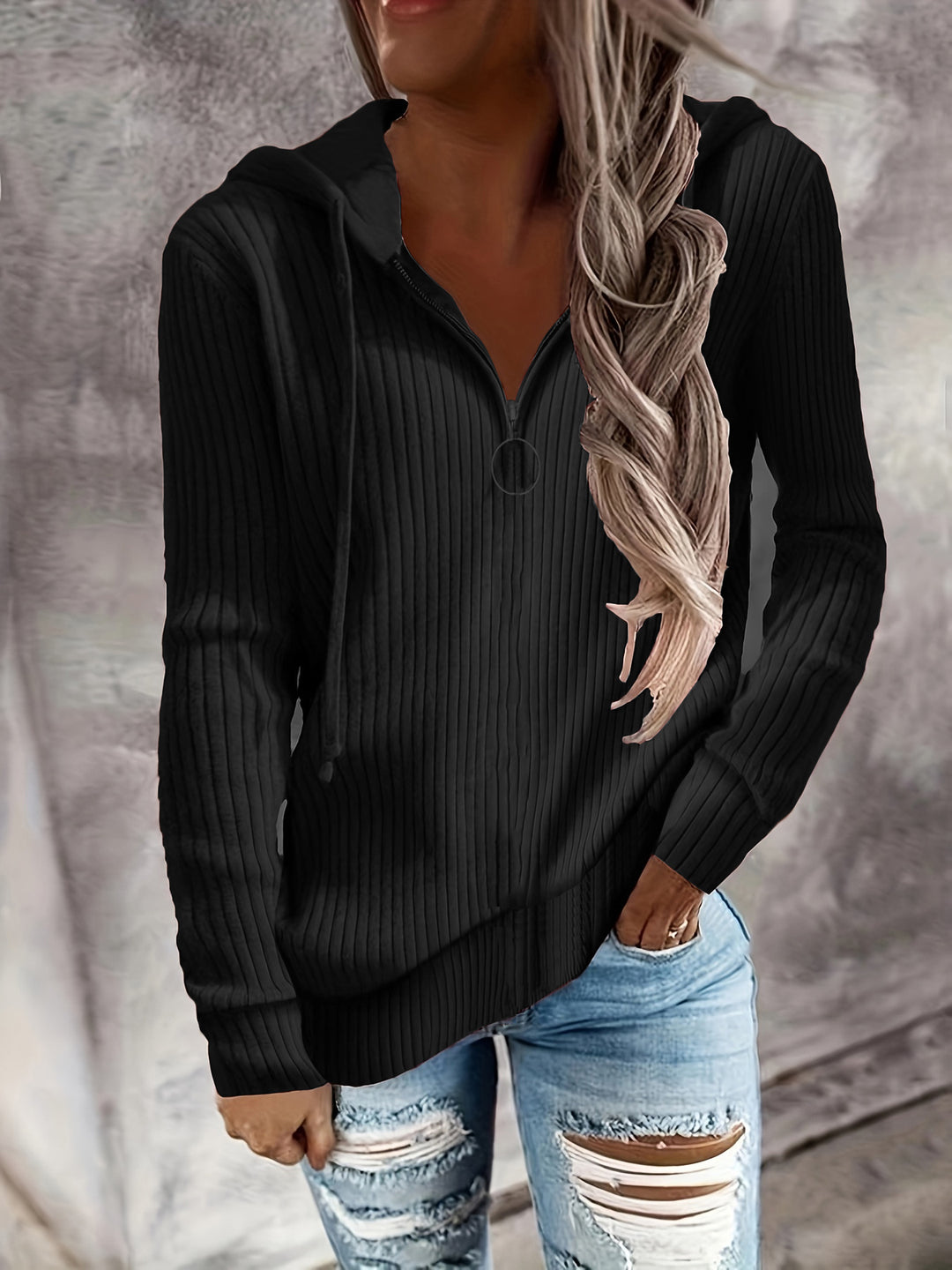 Damen Lässiger Rippstrick-Hoodie mit halbhohem Reißverschluss und Ringzipper – Auréline