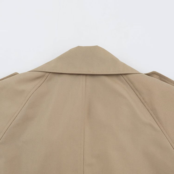 Damen Kurz geschnittener Trenchcoat mit doppelreihiger Knopfleiste Echoarchiv
