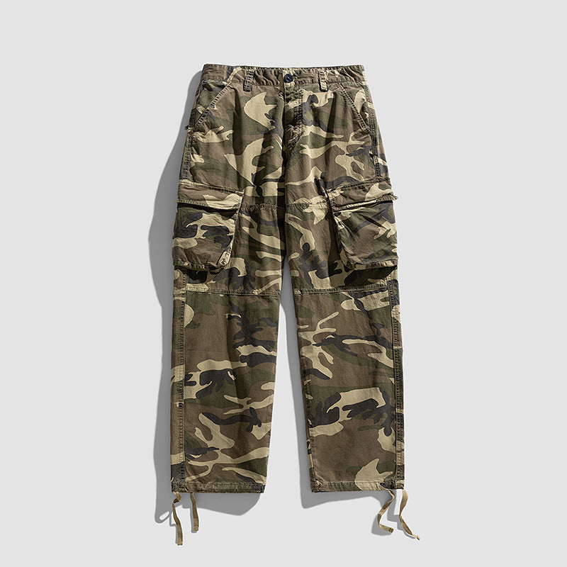 Herren Camouflage-Cargo-Hose im Loose-Fit mit Multifachtaschen, Tunnelzug und verstellbaren Beinabschlüssen Echo Archiv
