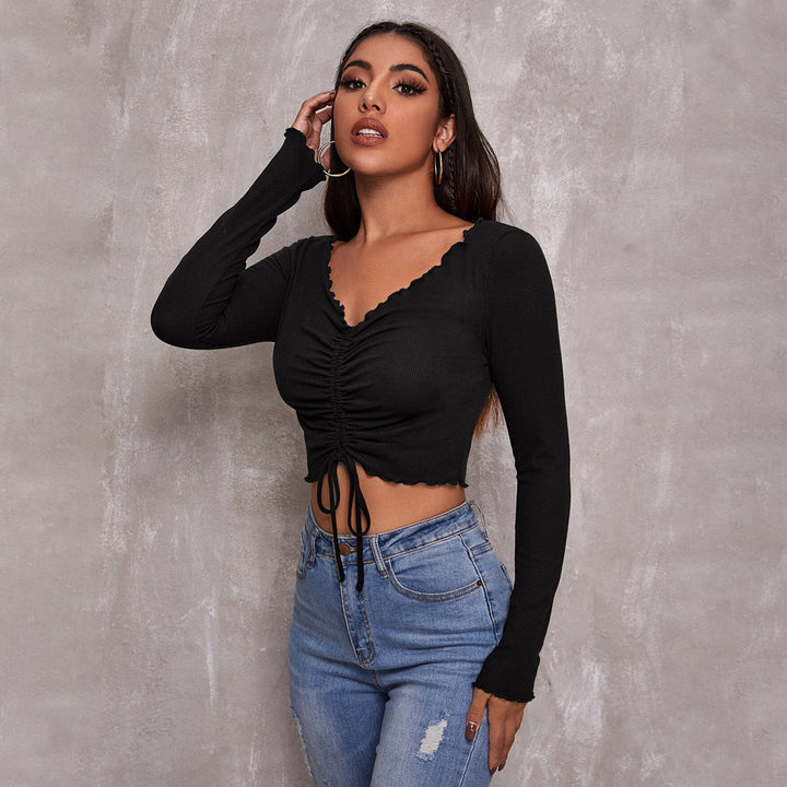 Damen geripptes Cropped-Longsleeve mit Tunnelzugvorderseite, Bindekordeln und gewelltem Saum – Avérine