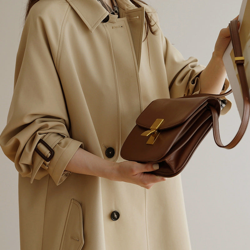 Damen Modische Trenchjacke mit breitem Kragen Echoarchiv