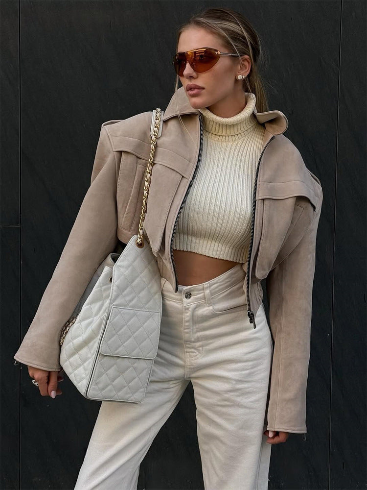 Damen Kurzblouson aus Veloursleder‑Optik mit Oversize‑Schulter und verdecktem Reißverschluss Echoarchiv