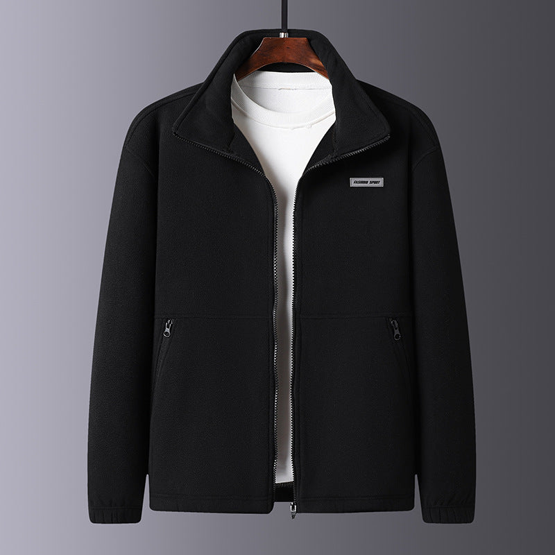 Herren Fleecejacke mit hohem Kragen und praktischen Taschen Echoarchiv