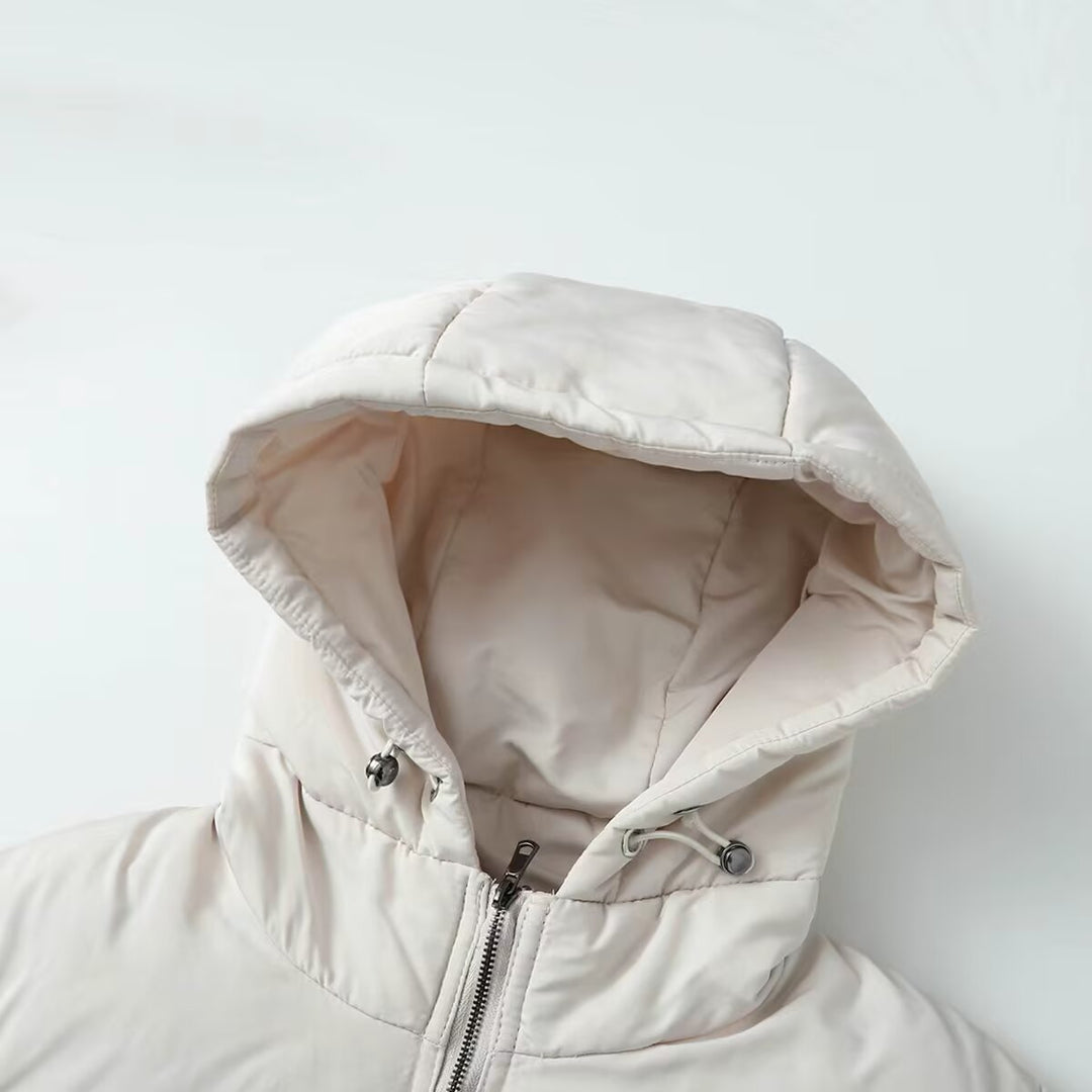 Damen Kurz geschnittene Hybrid-Steppjacke mit Kapuze, Taillenzug und elastischen Ärmeln Echo Archiv
