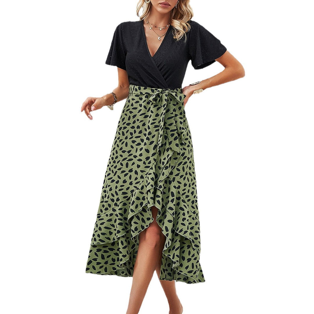 Damen Wickelkleid mit floralem Design und voluminösem Rock Echo Archiv