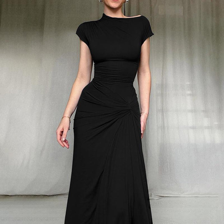 Damen Elegantes Maxikleid mit asymmetrischem Schnitt und dekorativer Drapierung Echo Archiv