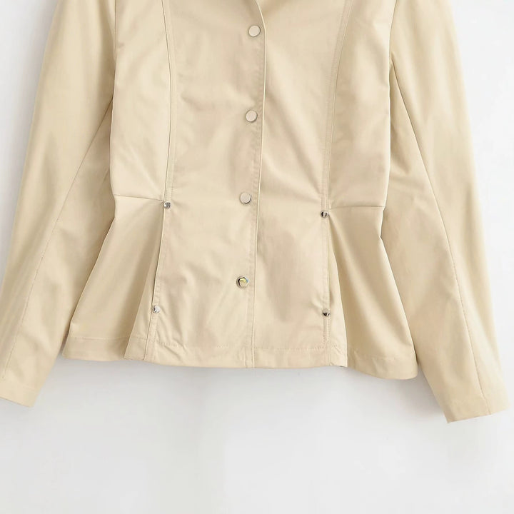 Damen Taillierte leichte Übergangsjacke mit Kontrastkragen und Druckknopfleiste Echo Archiv