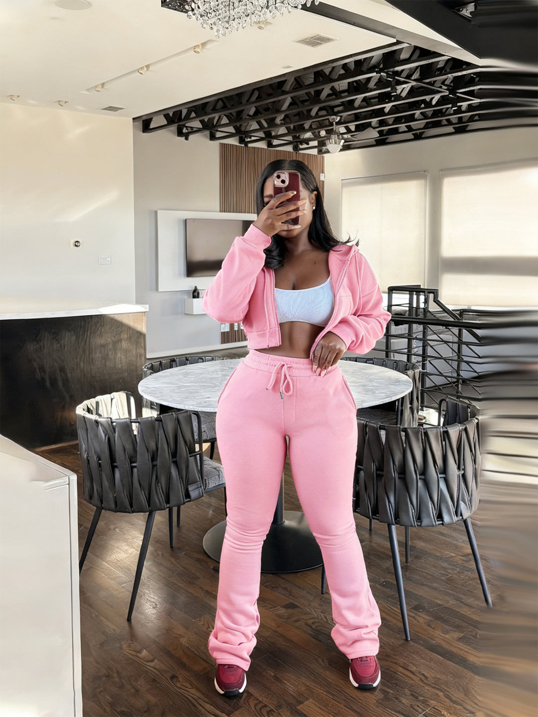 Damen nan kurz geschnittenes Zip-Hoodie und Highwaist-Jogginghose-Set mit Kordelzug und leicht gerafften Knöchelabschlüssen Echo Archiv