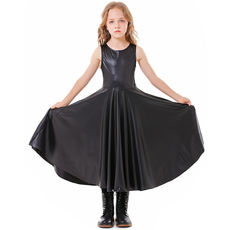 Mädchen Märchenhaftes Zauberwesen Kostüm mit Kapuze und schimmerndem Tüll Echo Archiv