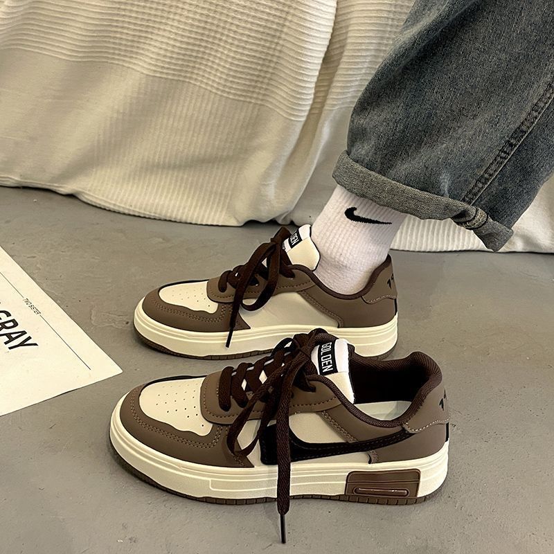 Damen Sneakers im urbanen Retro-Stil mit dicker Sohle Echo Archiv