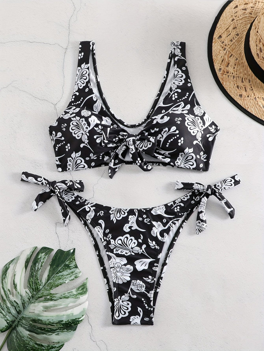 Damen Triangel-Bikini mit verspieltem Knoten-Detail Echo Archiv