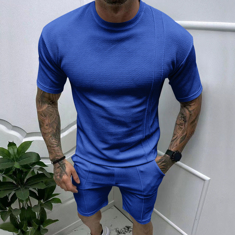 Herren sportliches Kurzarm-Set mit atmungsaktivem Material und funktionalen Details Echoarchiv