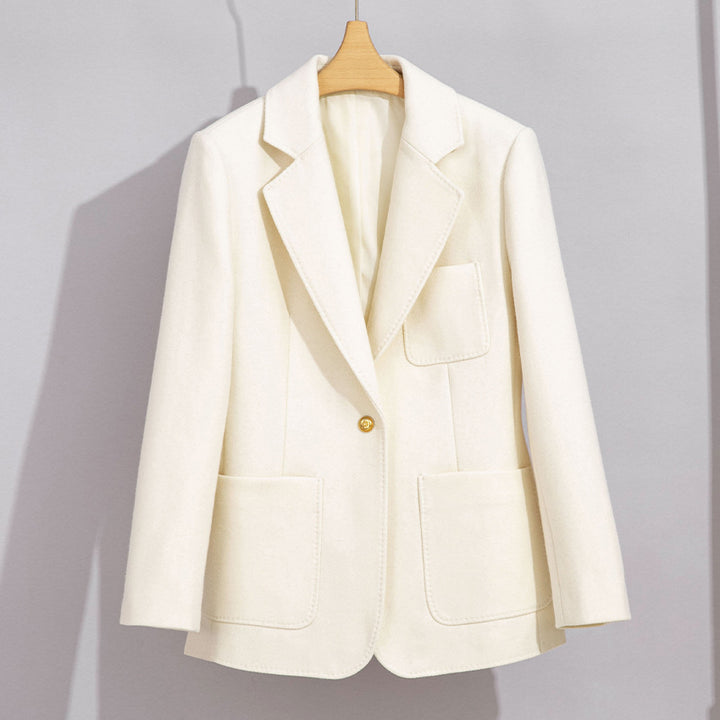 Damen Eleganter Wollblazer mit aufgesetzten Taschen Echoarchiv