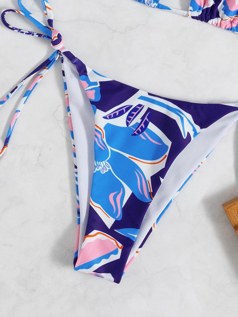 Damen Triangel-Bikini mit traumhaftem Blumendesign und raffinierten Schnürdetails Echo Archiv