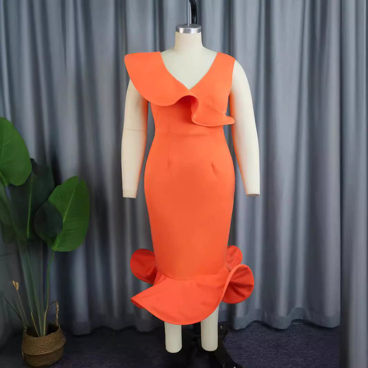 Damen Figurbetontes Kleid mit voluminösem Rüschenelement Echo Archiv