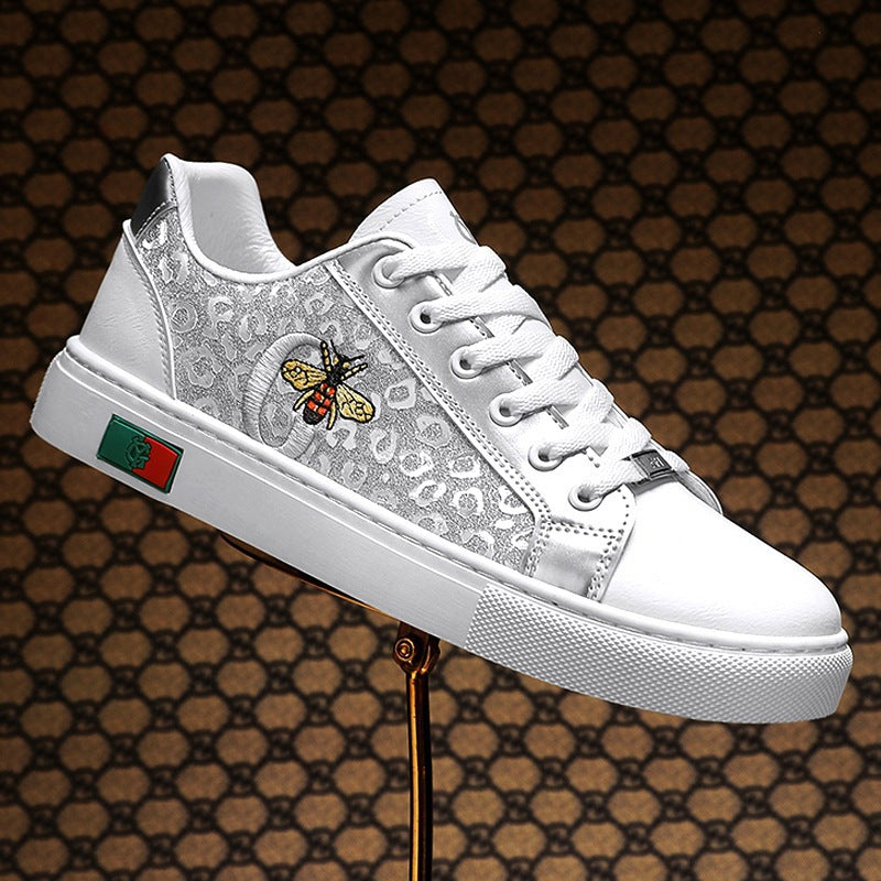 Damen verzierte Low-Top Sneaker mit Bienen-Stickerei und goldener Animal-Print-Optik Echo Archiv