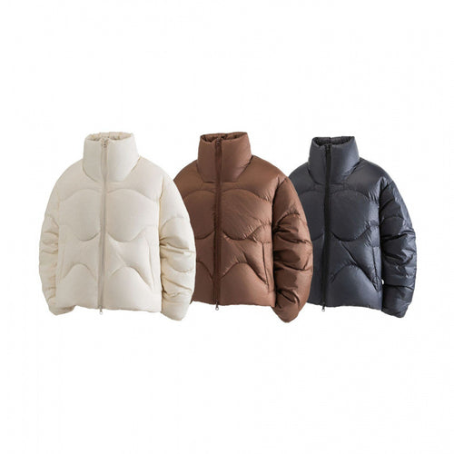 Damen Kurze gesteppte Steppjacke mit hohem Kragen und wellenförmiger Steppung Echo Archiv