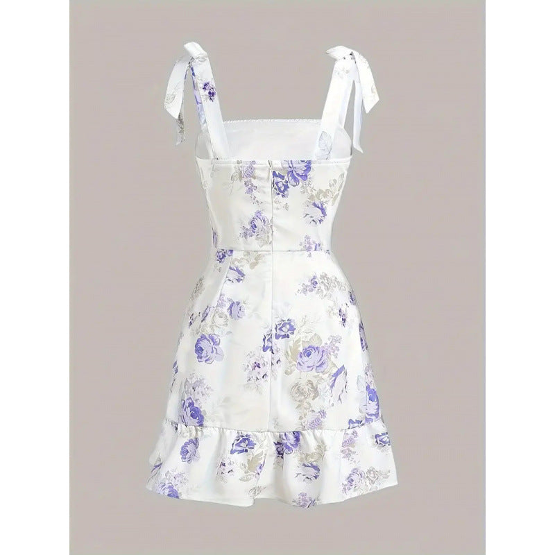 Damen Minikleid mit floralen Rüschendetails und taillierter Silhouette Echo Archiv
