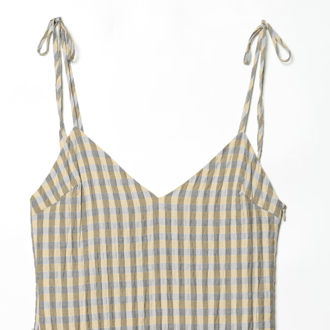 Damen Sommerkleid mit fließenden Volants und V-Ausschnitt Echo Archiv
