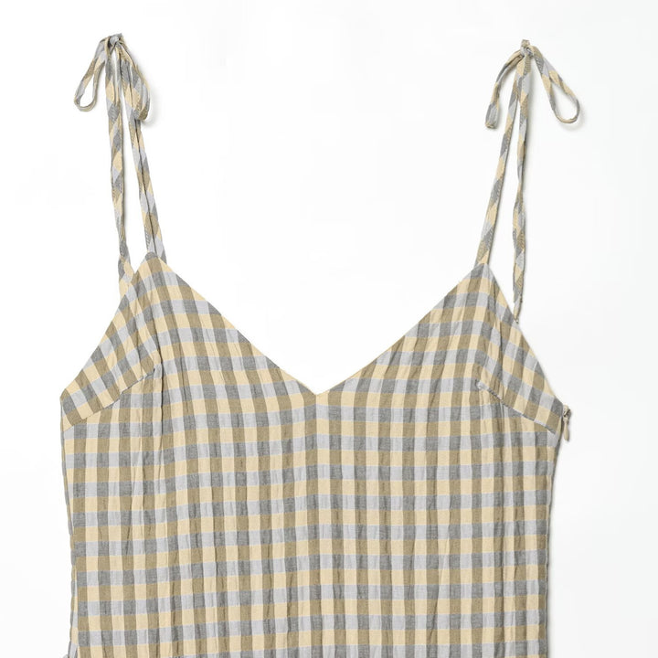 Damen Sommerkleid mit fließenden Volants und V-Ausschnitt Echo Archiv