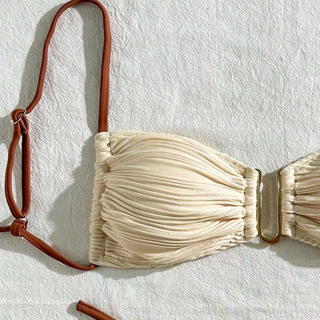 Damen Triangel-Bikini mit elegantem Raffungsdesign und modischen Trägerdetails Echo Archiv