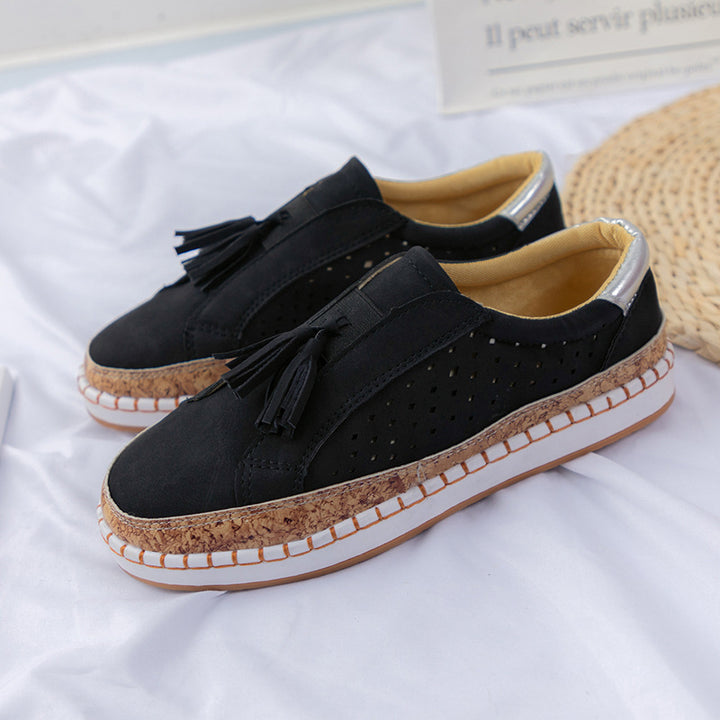 Damen nan perforierter Slip-On Sneaker mit Quasten, Kork-Plateau und dekorativer Handnaht Echo Archiv