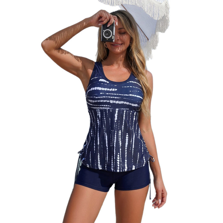Damen Sportliche Badeoberteil mit integriertem Shorts Echo Archiv