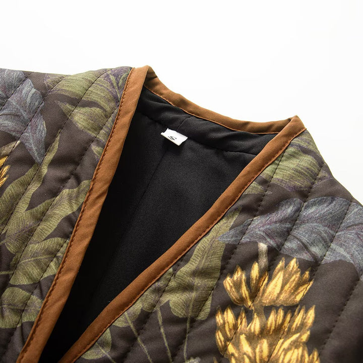 Damen Steppjacke mit botanischem Print und offenem Kimono-Schnitt Echo Archiv