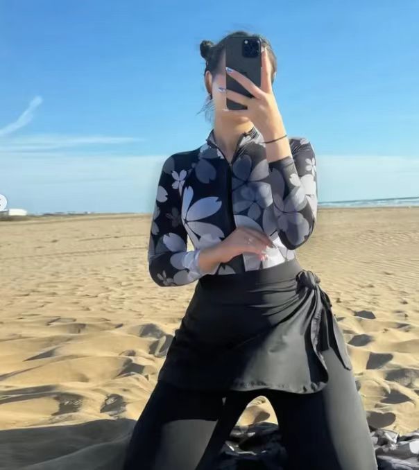 Damen Elegantes und fließendes Strandkleid Echo Archiv
