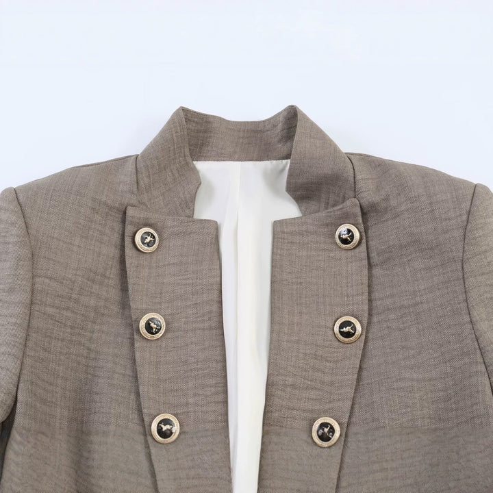 Damen Kurzblazer mit Stehkragen, doppelreihiger Zierknopfleiste und taillierter Silhouette Echo Archiv