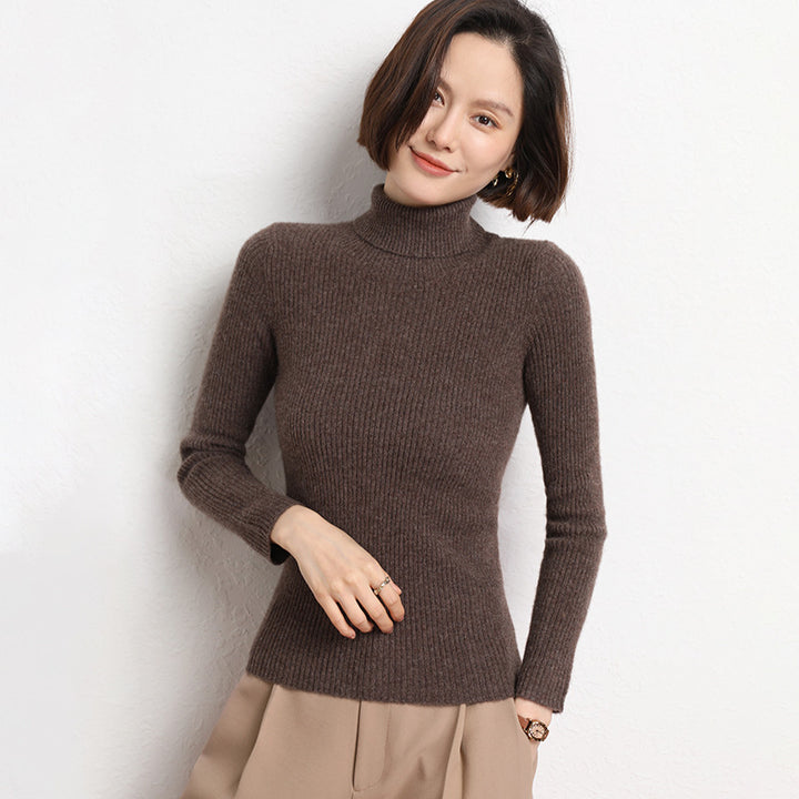 Damen Taillierter Feinstrick-Rollkragenpullover mit feiner Rippenstruktur und Kaschmir-Optik Echoarchiv