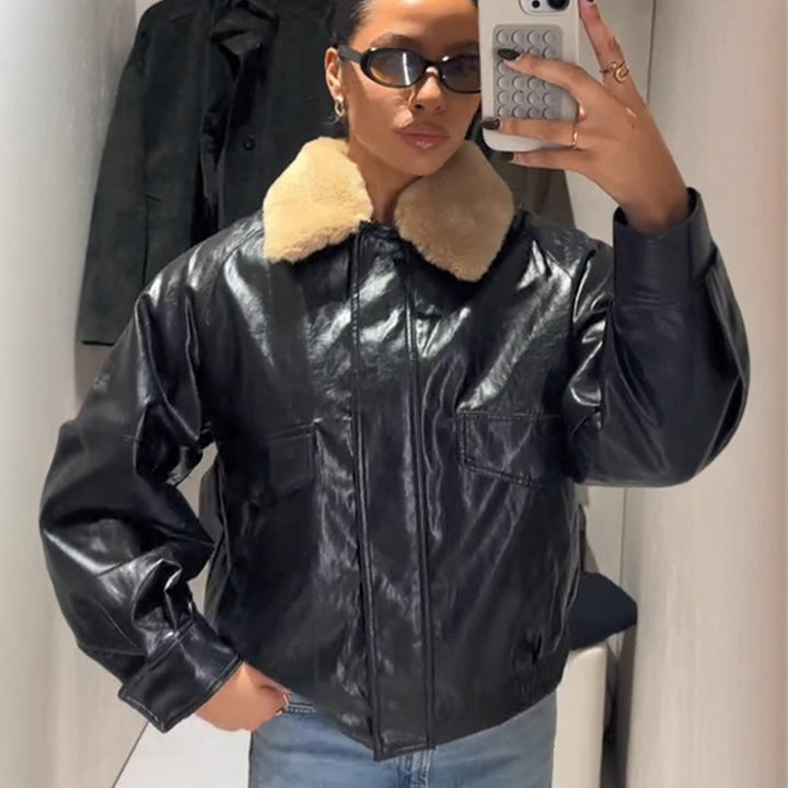 Damen Glänzende Oversize Lederimitat-Bomberjacke mit voluminösem Kunstfellkragen Echoarchiv