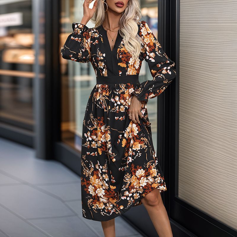 Damen Midikleid mit tailliertem Bund, V‑Ausschnitt, langen Ärmeln und floralem Allover‑Print Echoarchiv