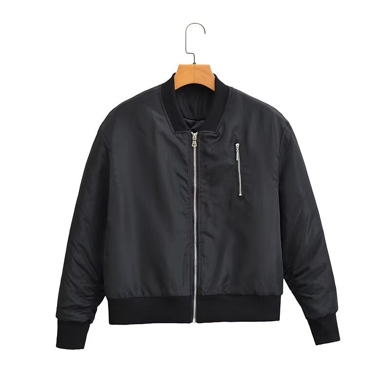 Damen Kurz geschnittene Nylon-Bomberjacke mit glänzender Oberfläche, wattiertem Futter und Metallreißverschluss Echo Archiv