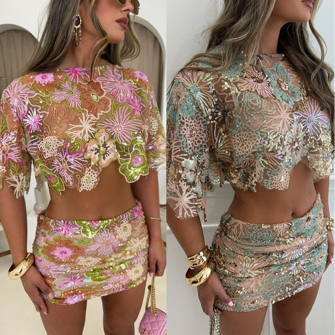 Damen Schimmerndes Mini-Kleid mit floralen Applikationen und transparenten Details Echo Archiv