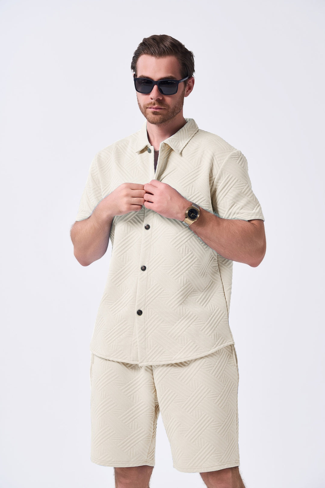 Herren Freizeit Kurzarmhemd und Shorts Set mit strukturiertem Muster Echoarchiv