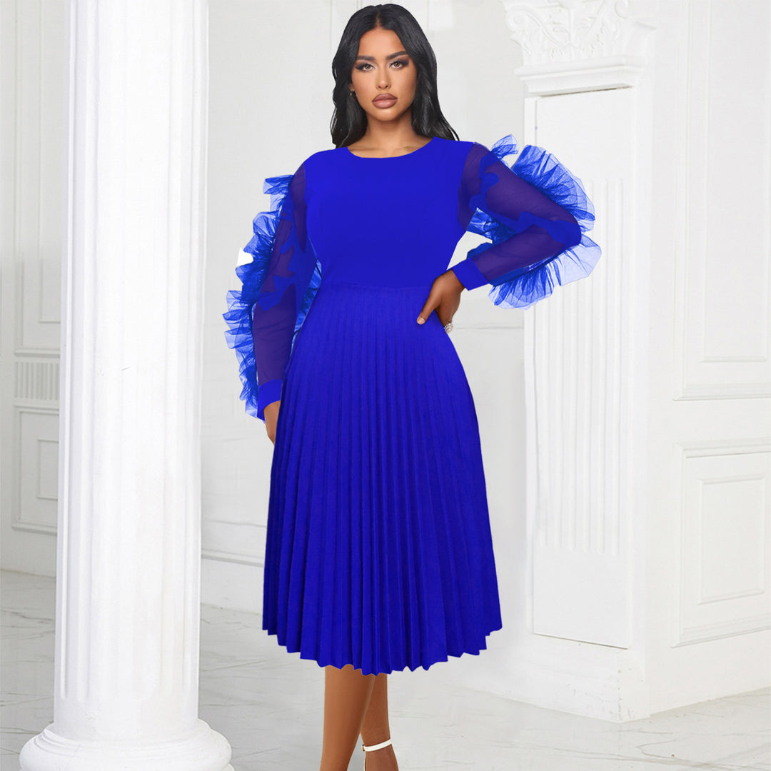 Damen plissiertes Kleid mit voluminösen Tüllärmeln Echo Archiv