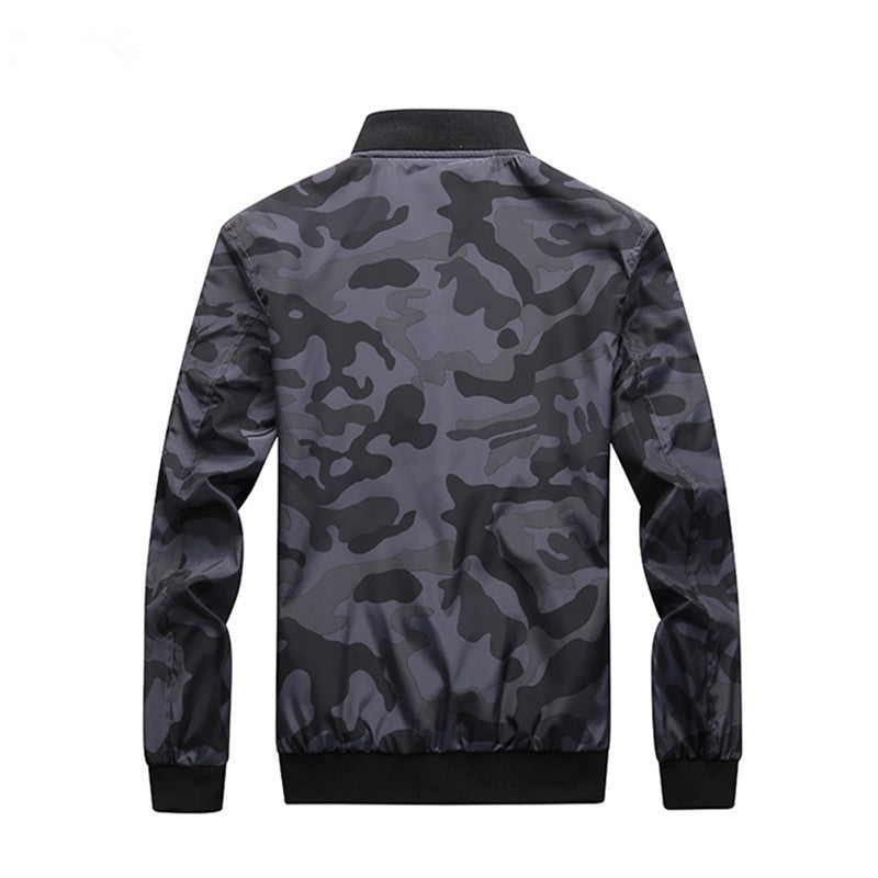 Herren Urbanes Camouflage‑Bomberblouson mit winddichter Nylon‑Schale und Ärmeltasche Echo Archiv