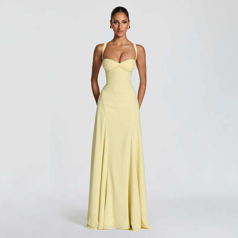 Damen Elegantes und figurbetontes Abendkleid mit drapierten Cups Echo Archiv