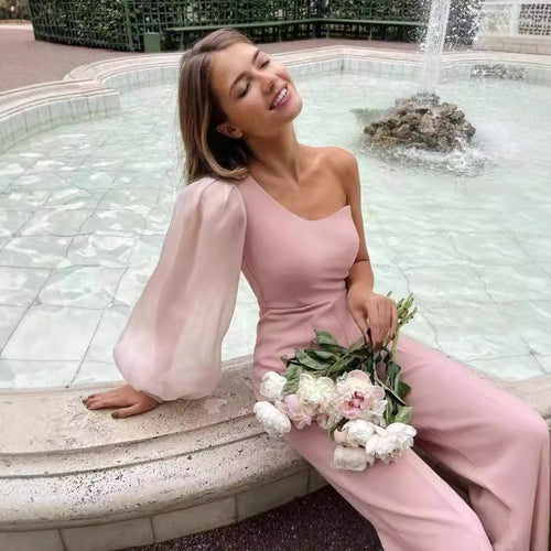 Damen Eleganter Einteiler mit asymmetrischem Schnitt und transparenten Ärmeln Echo Archiv