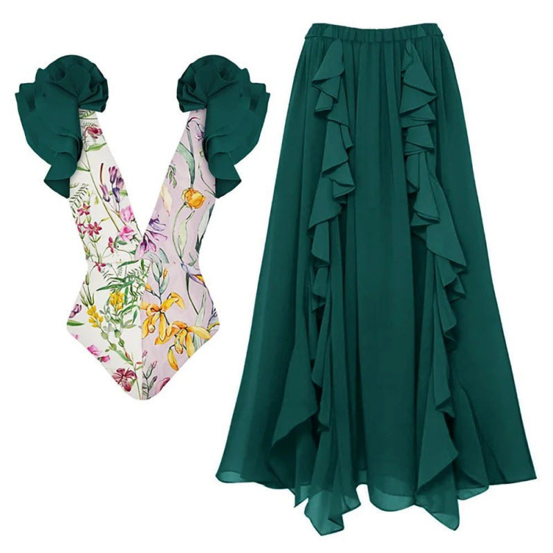 Damen Badeanzug-Set mit voluminösen Rüschendetails und elegantem Überrock Echo Archiv