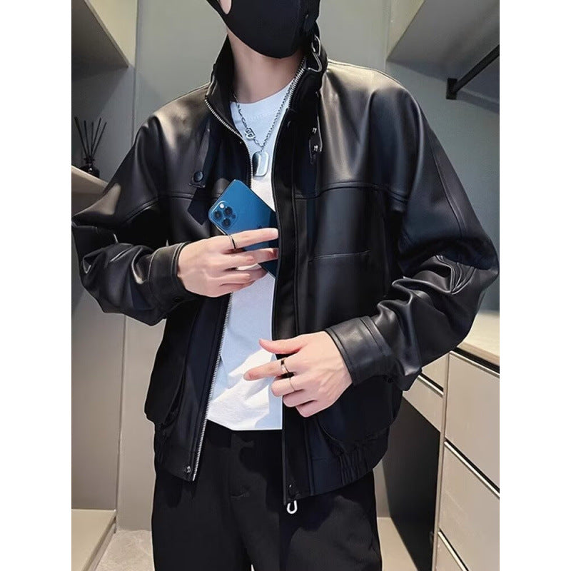 Herren Biker-inspirierte Kunstleder-Bomberjacke mit Stehkragen und elastischem Saum Echoarchiv