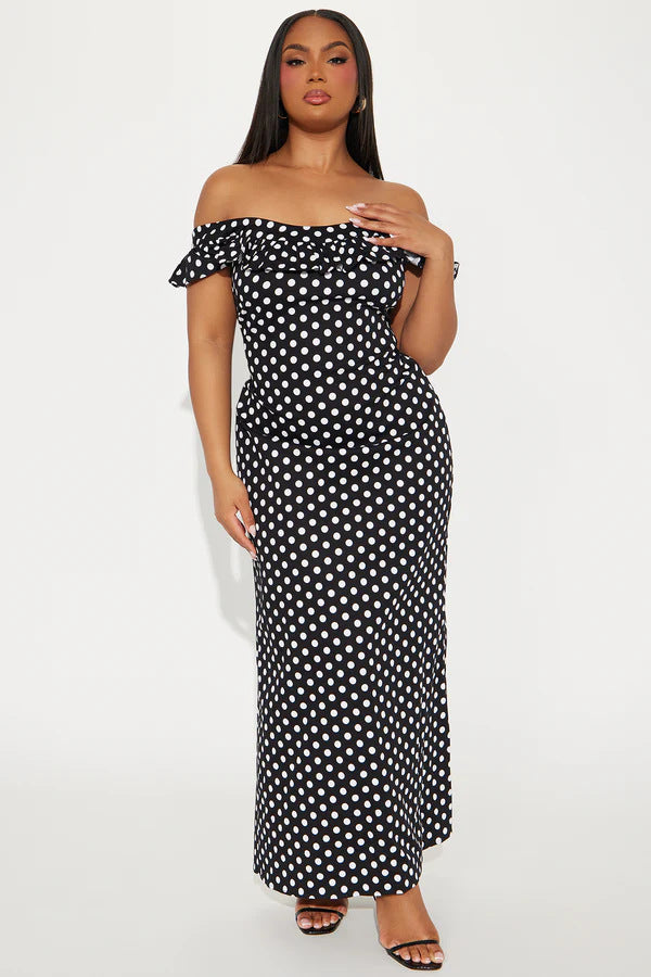Damen Elegantes Maxikleid mit Rüschendetails und Polka-Dots Echo Archiv