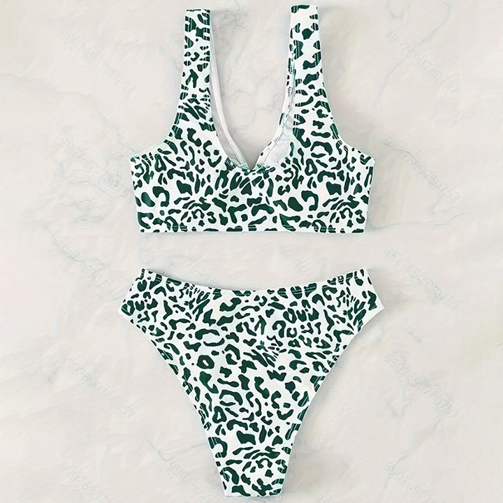 Damen Triangel-Bikini mit modischem Ringdetail und asymmetrischem Schnitt Echo Archiv