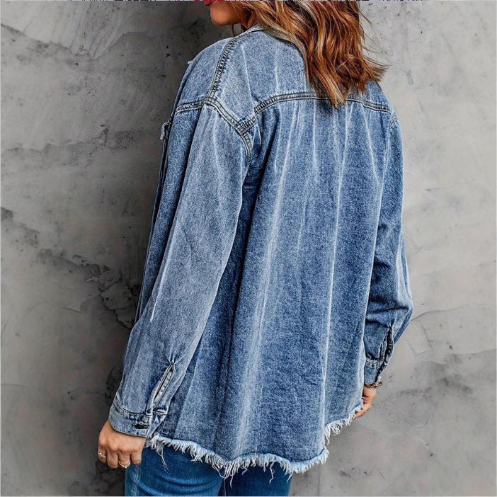 Damen Oversized Denim‑Hemdjacke mit Pattentaschen, Used‑Look und rohem Saum Echo Archiv