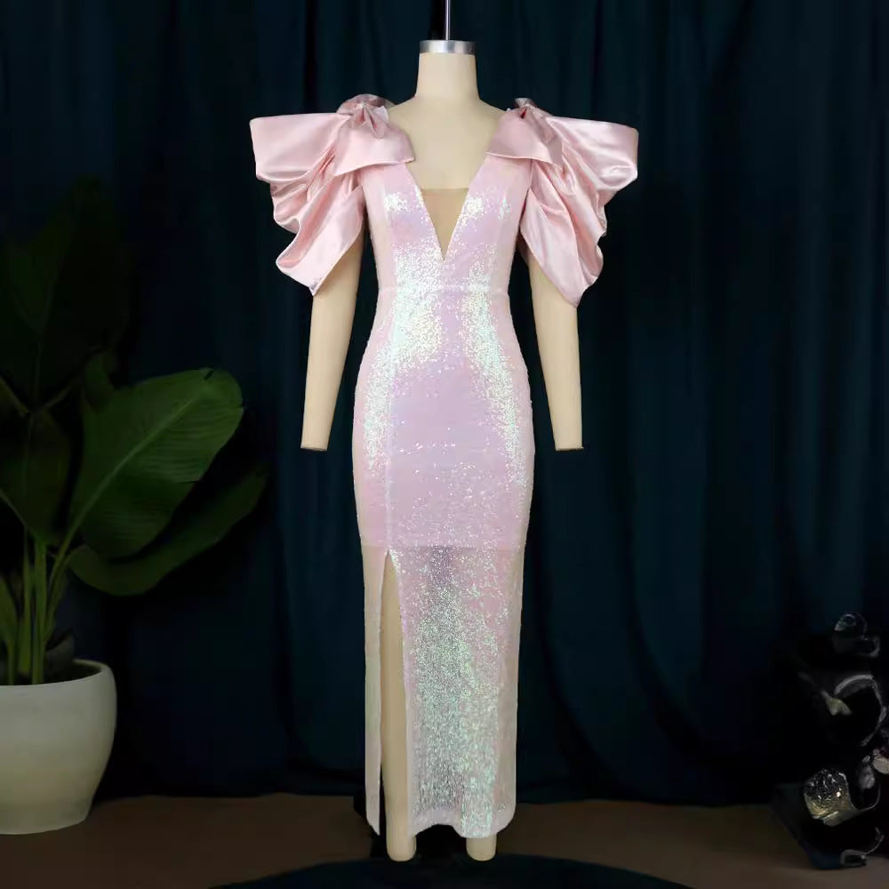 Damen Figurbetontes Glamour-Kleid mit schimmerndem Stoff und voluminösen Ärmeln Echo Archiv