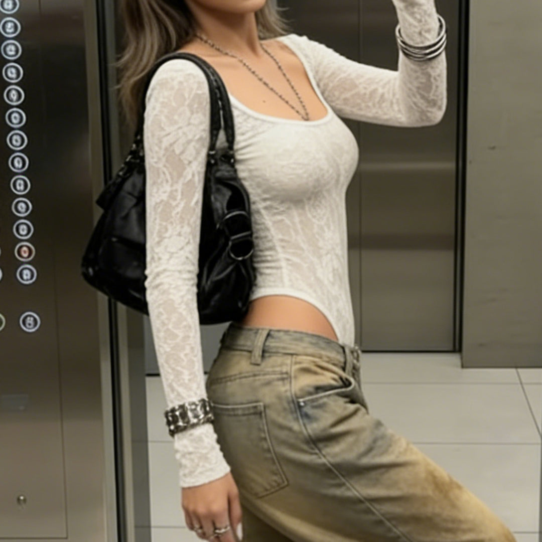 Damen Elegantes Spitzenshirt mit langen Ärmeln und romantischen Details Echo Archiv