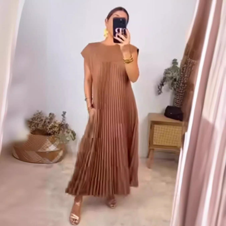 Damen nan fließendes plissiertes Maxikleid mit überschnittenen Schultern und Eingrifftaschen Echo Archiv