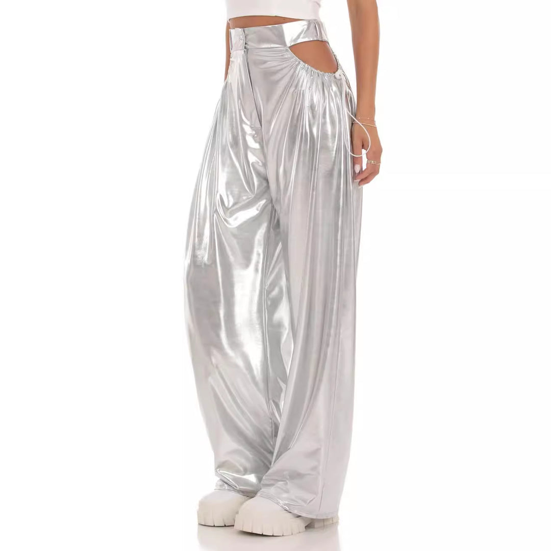 Damen High-Waist Baggy-Hose mit Cut-Out-Details und glänzendem Finish Echo Archiv