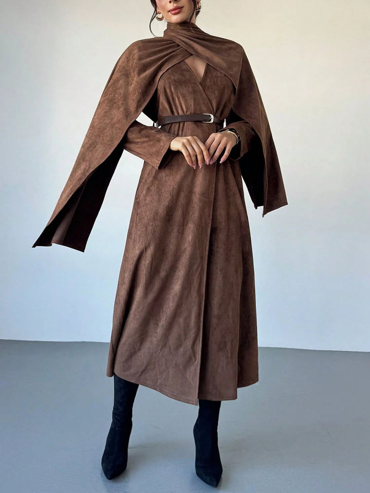 Damen Mantel mit Cape-Overlay und Wickelkragen aus Velourslederoptik Echoarchiv